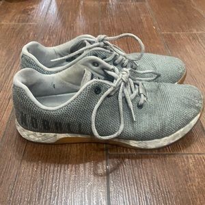 Nobull trainers grey/gum